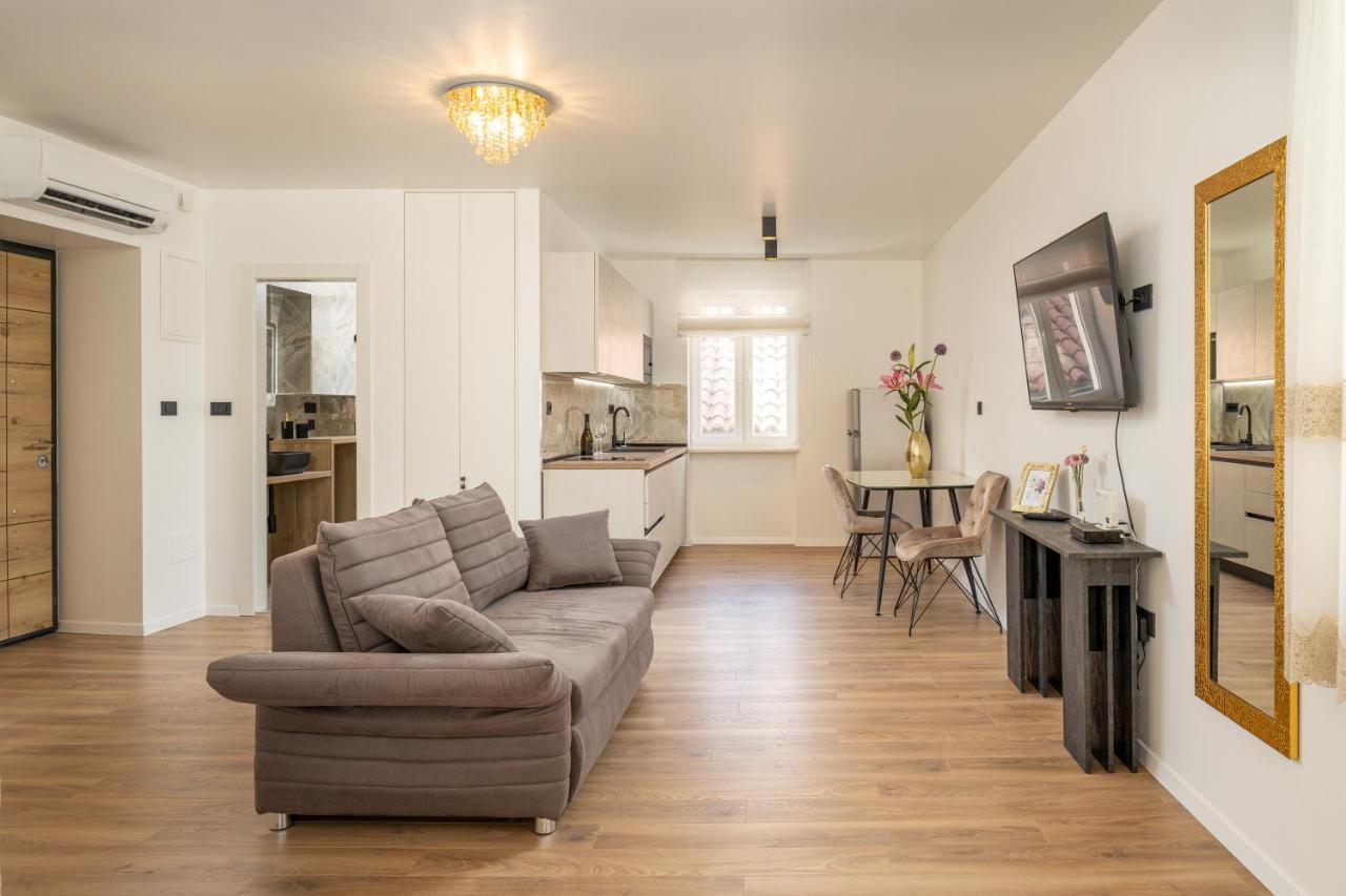 Luxury Accomodation Duje Сплит Екстериор снимка