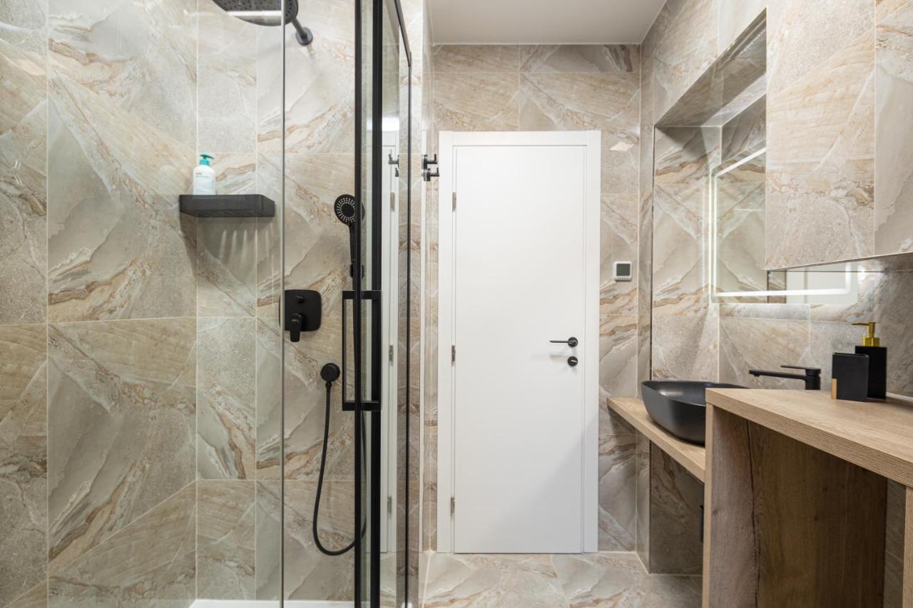 Luxury Accomodation Duje Сплит Екстериор снимка