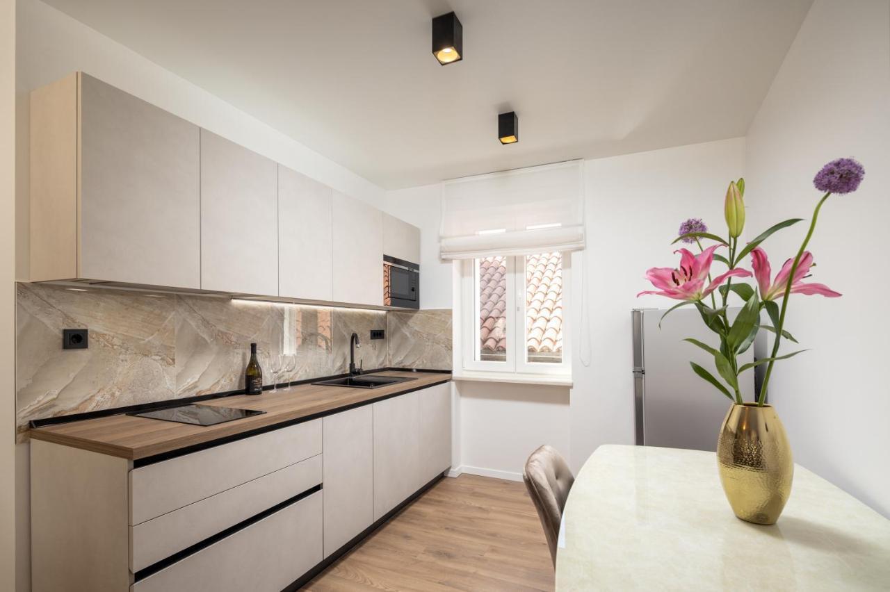 Luxury Accomodation Duje Сплит Екстериор снимка