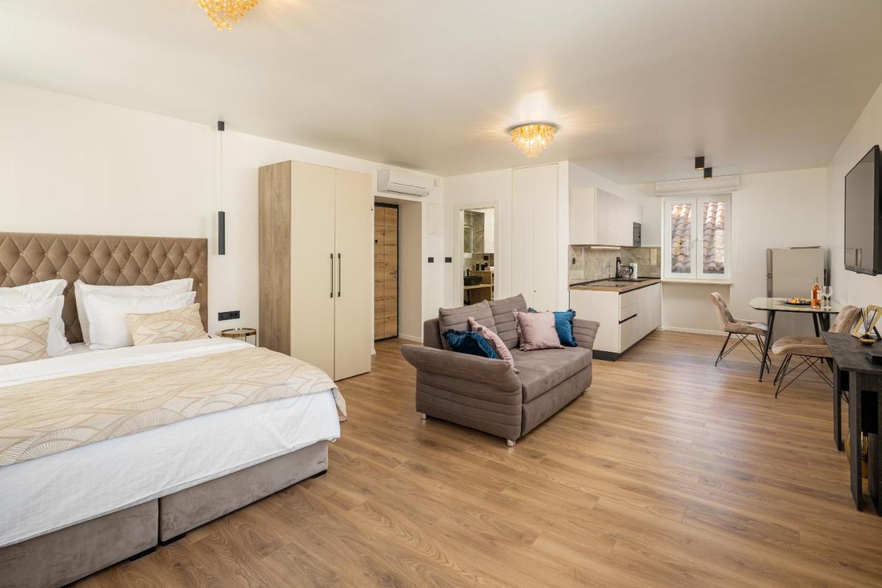 Luxury Accomodation Duje Сплит Екстериор снимка